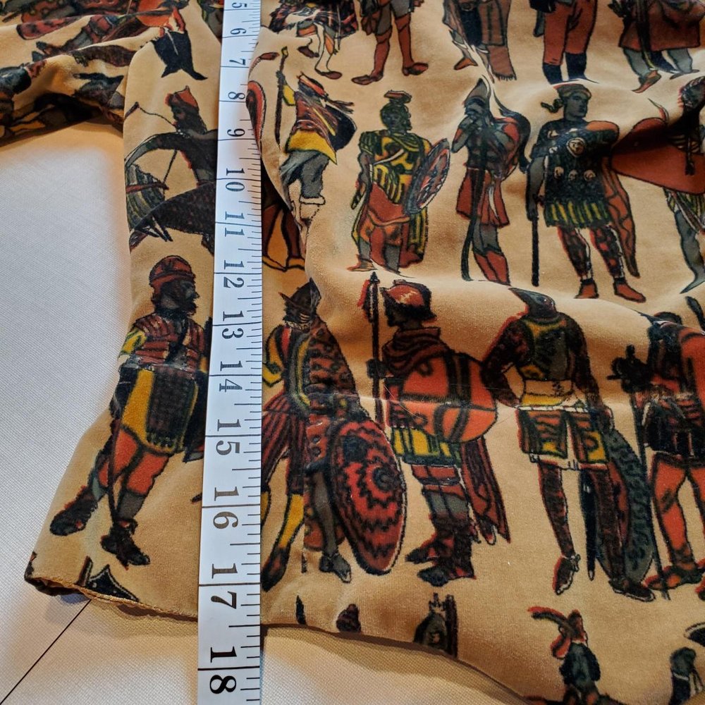Vintage Velvet Boat Neck Medieval Knights Warriors Print Armor Cropped Shirt - Picture 14 of 15